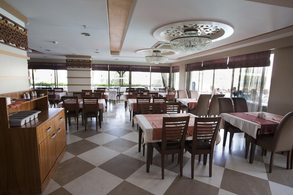 Holiday City Hotel (Adults Only) Side Eksteriør billede