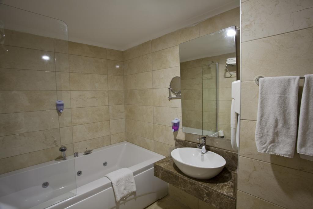 Holiday City Hotel (Adults Only) Side Eksteriør billede