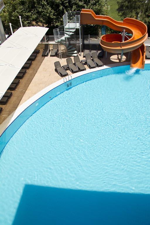 Holiday City Hotel (Adults Only) Side Eksteriør billede